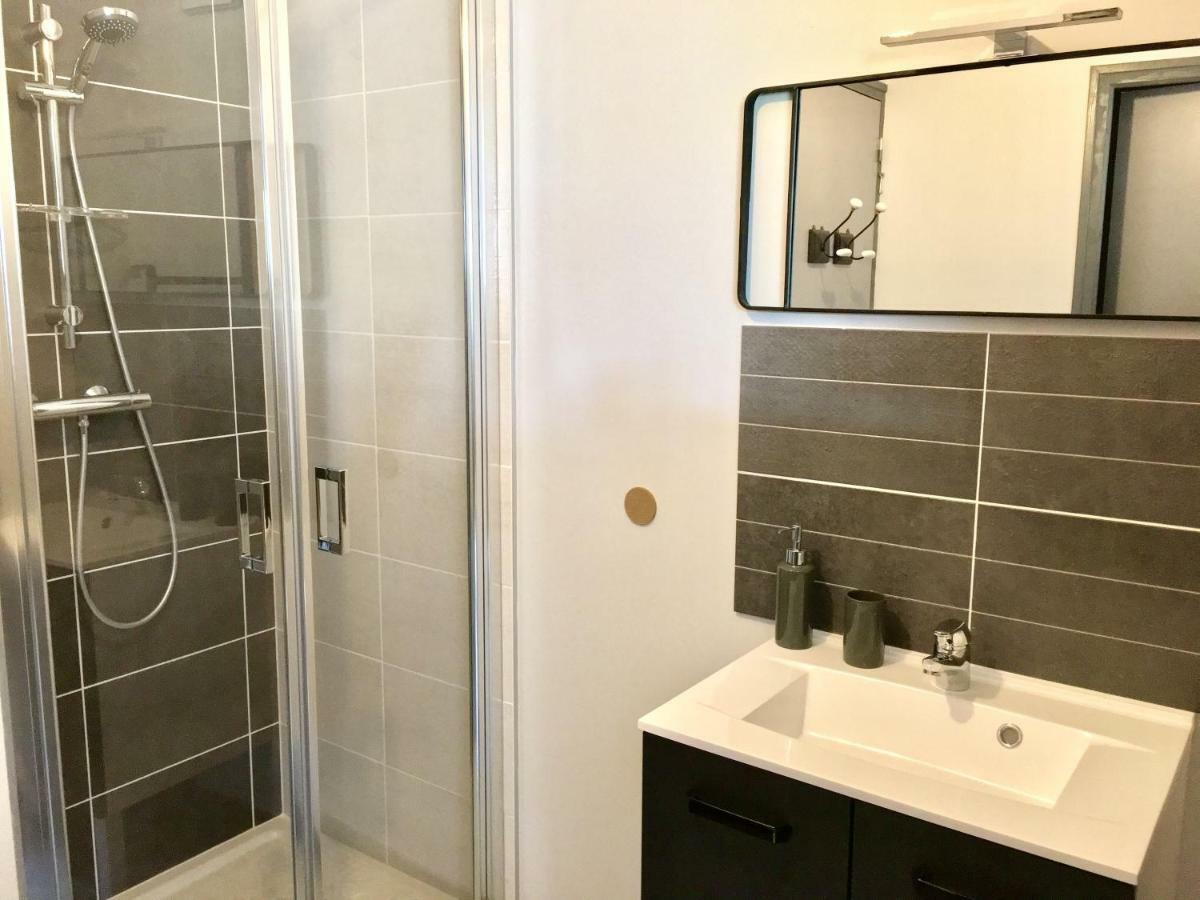 Le Grenier Du Jardin Bed & Breakfast Pontorson Dış mekan fotoğraf